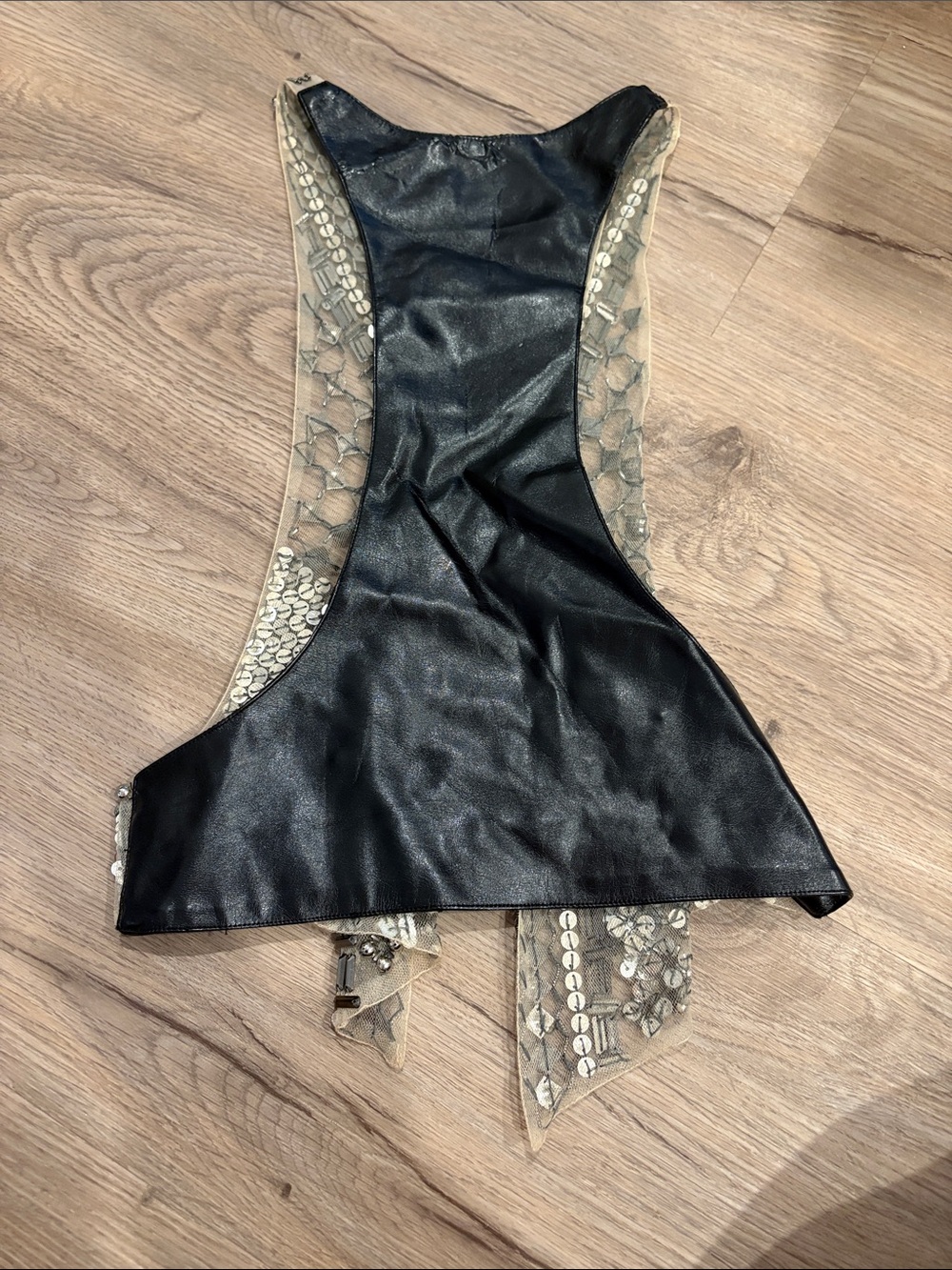 Caribbean Queen Embellished Black and Silver Beaded Vest - Picture 3 of 3